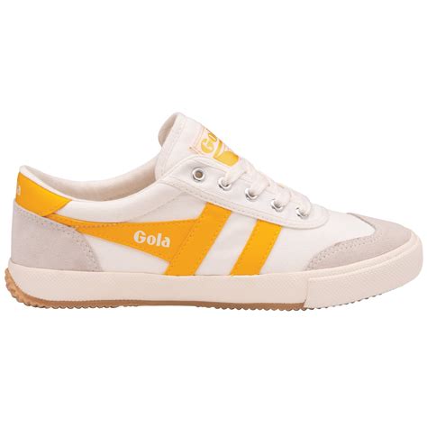 Gola Classics Women's Badminton Sneakers .